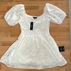 Lulu's white Textured Short sleeve dress